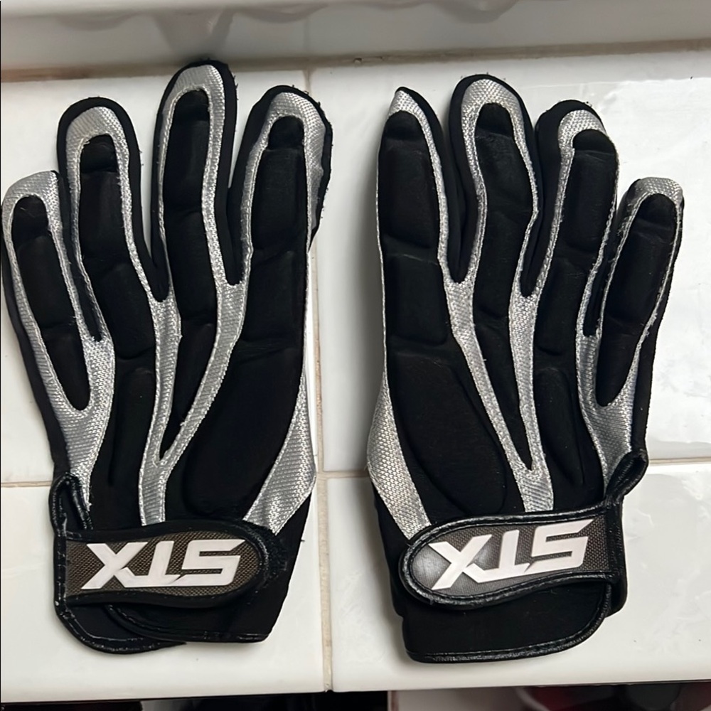 STX CoolMax Black and Silver Sports Gloves